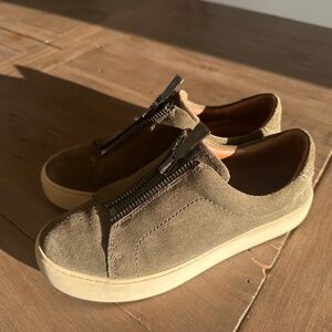 Frye Lena Sneakers in Olive